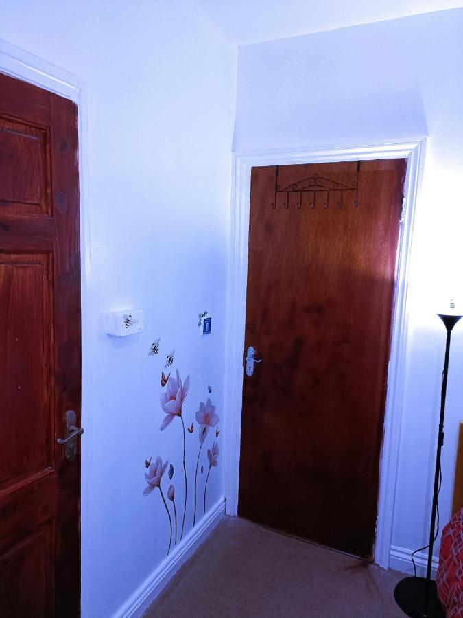 Homestay Bedspace 伯明翰 外观 照片